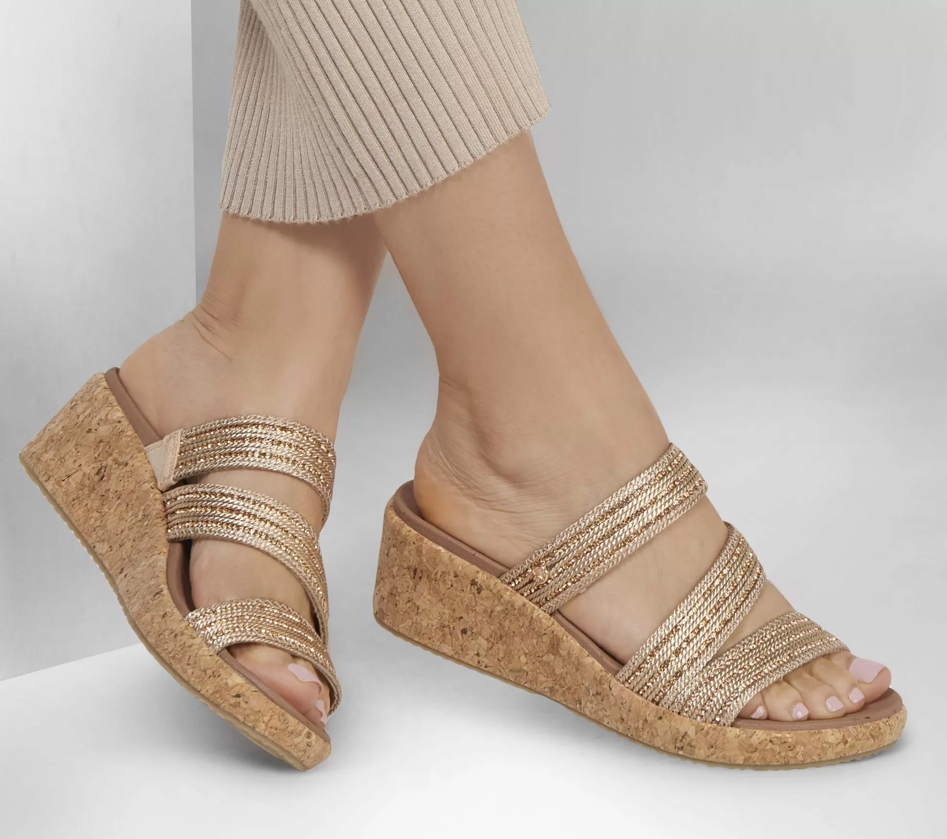 Outlet SKECHERS Arch Fit Beverlee - Always Classy