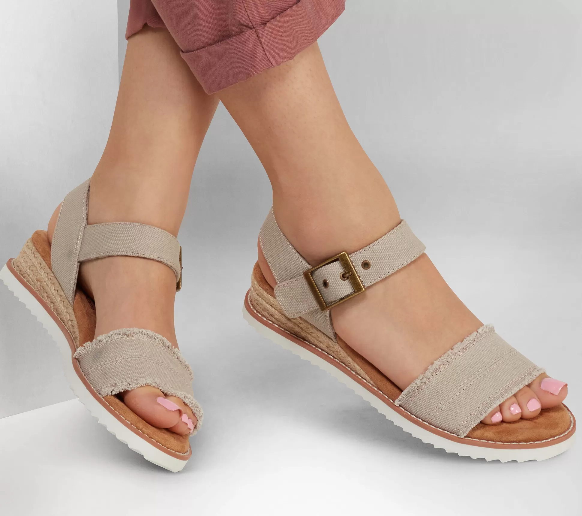 New SKECHERS Bobs Desert Kiss - Adobe Princess