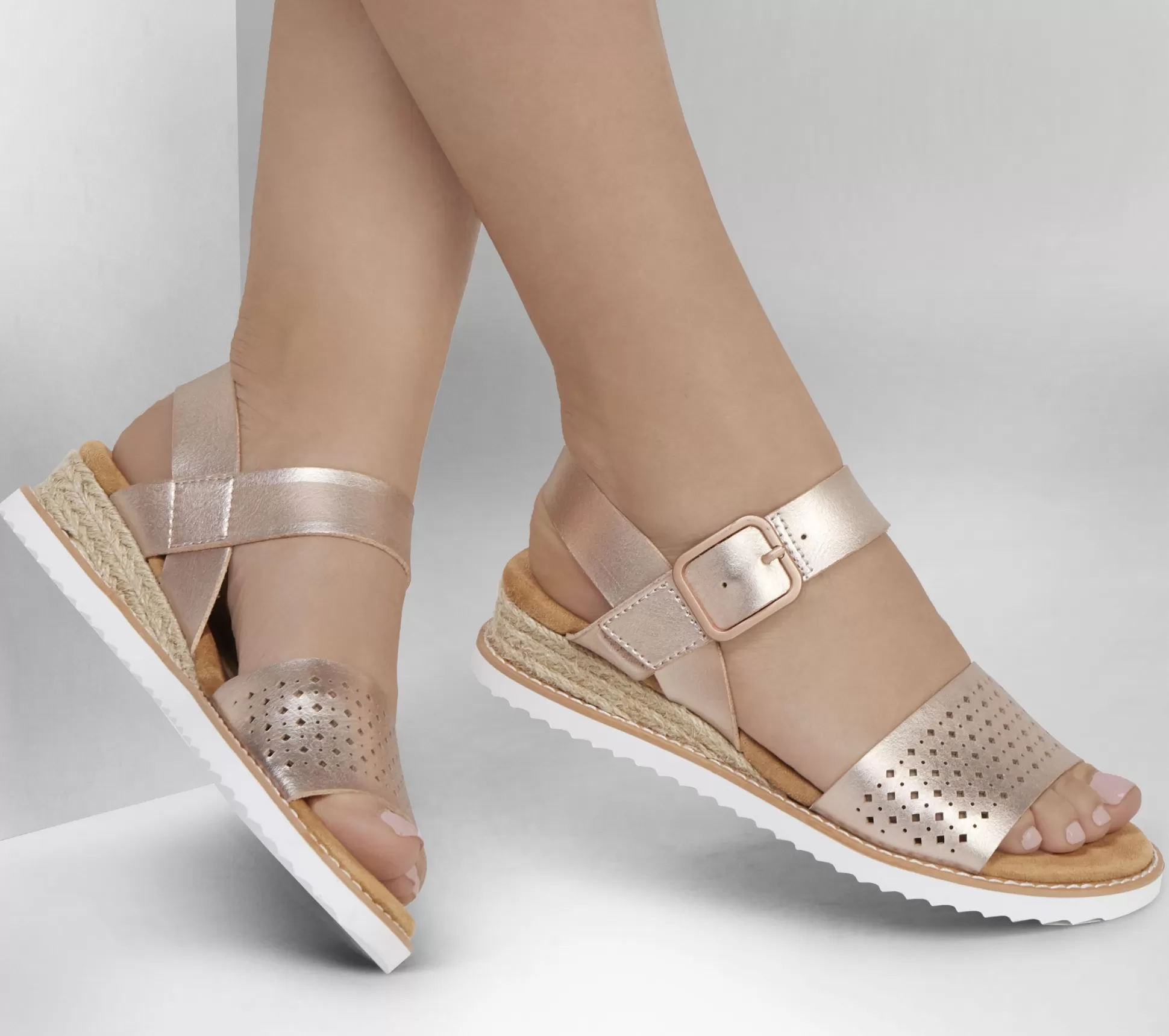 Clearance SKECHERS Bobs Desert Kiss - Goldie Glam
