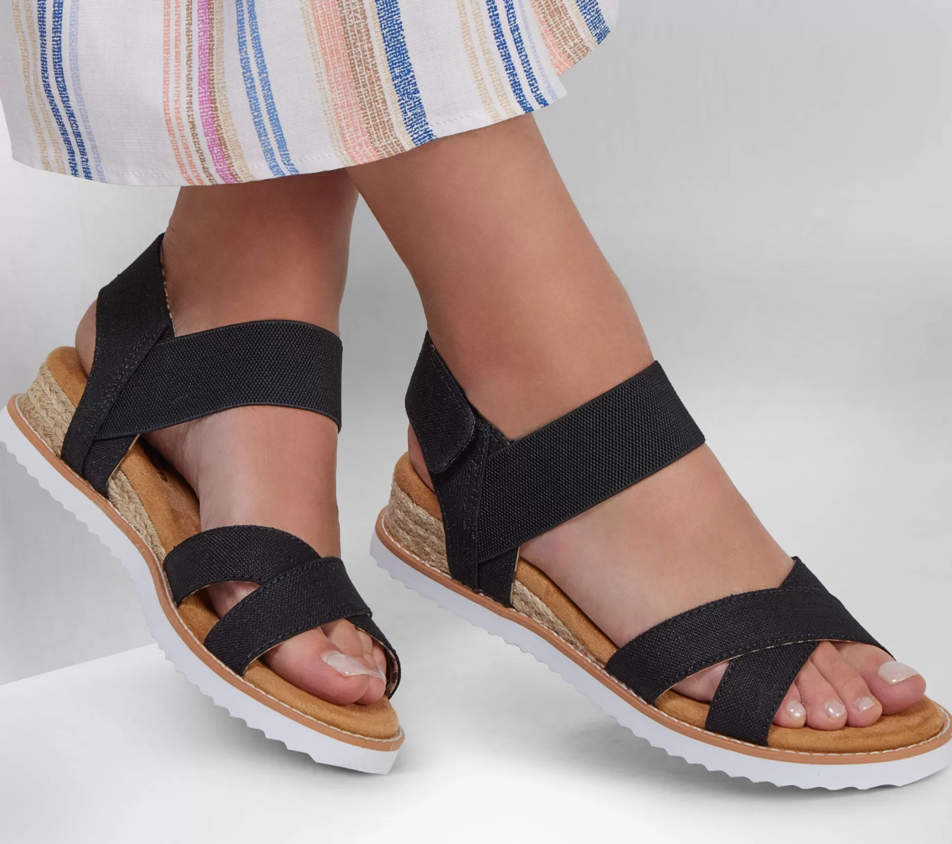 New SKECHERS Bobs Desert Kiss - Secret Picnic