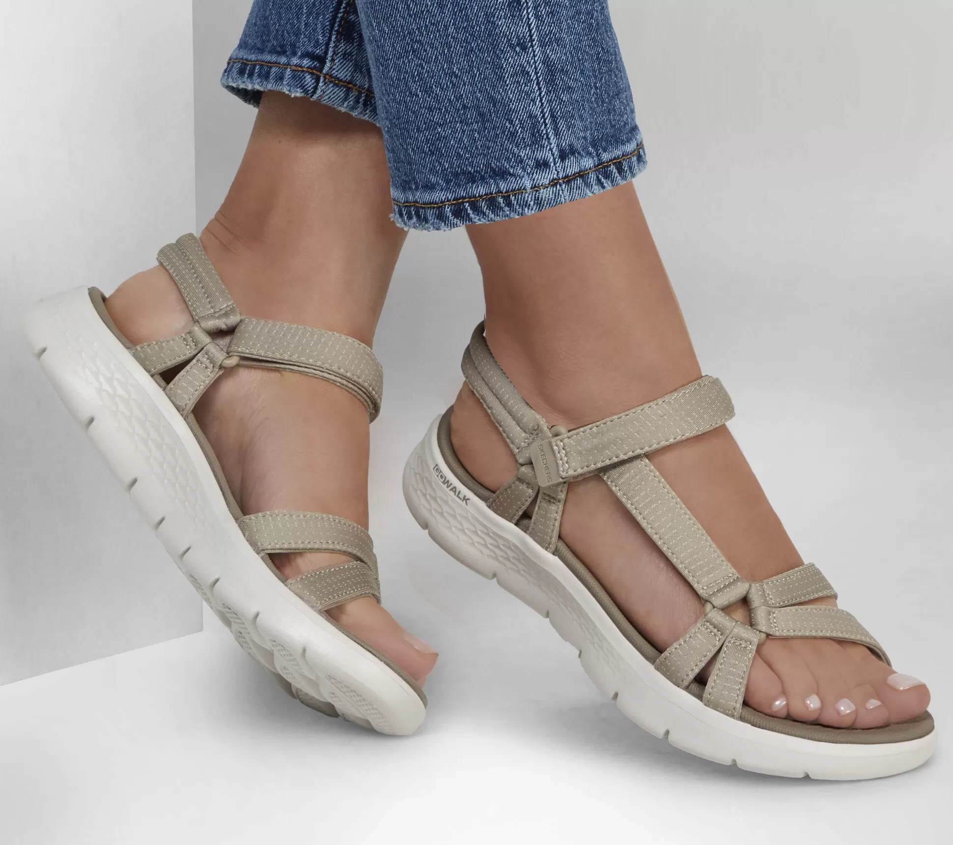 Sale SKECHERS Go Walk Flex Sandal - Sublime