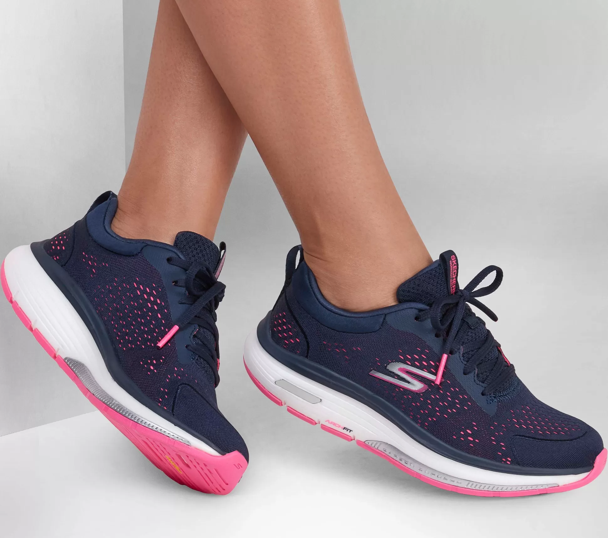 Discount SKECHERS Go Walk Workout Walker - Outpace