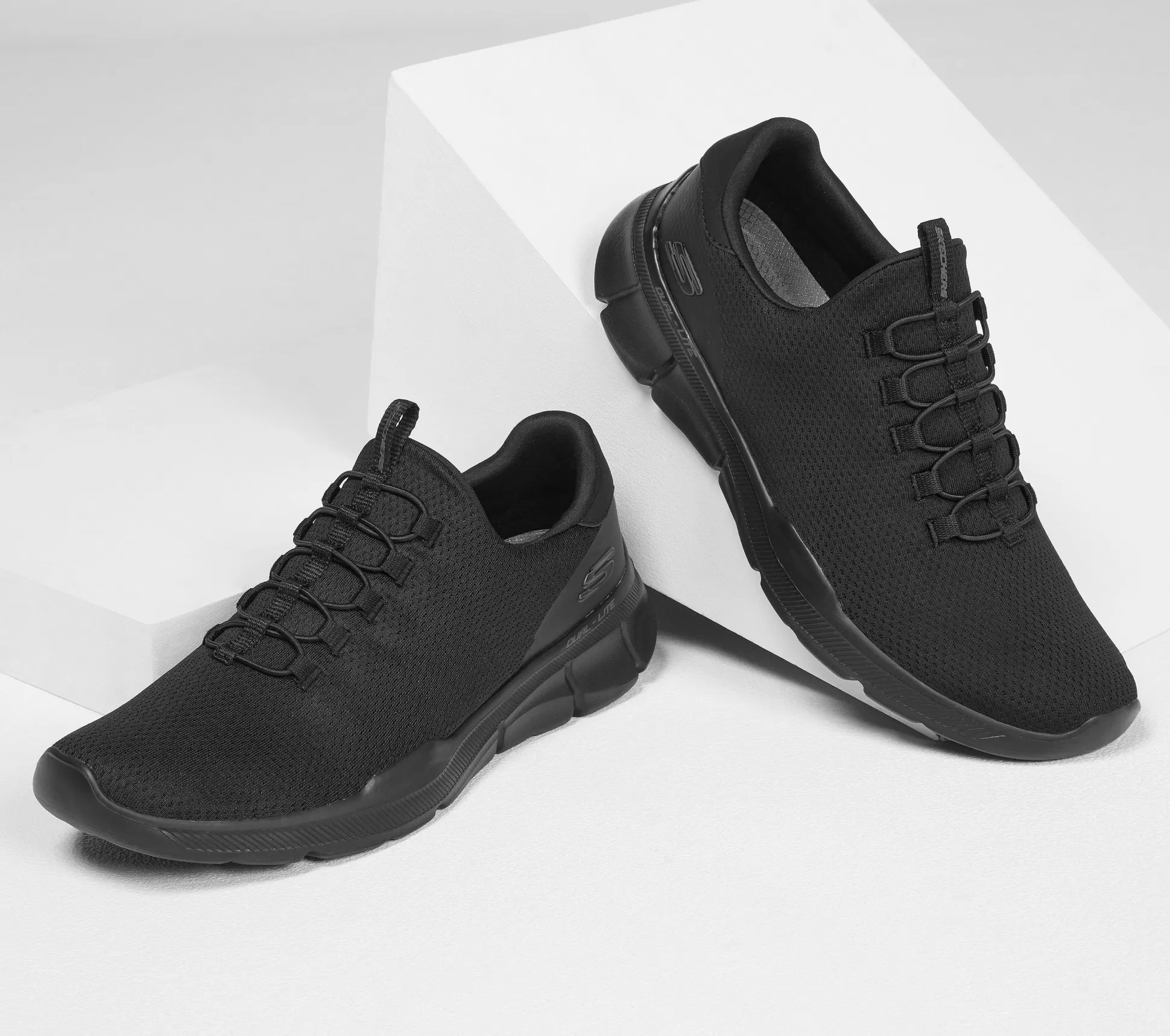 Clearance SKECHERS Relaxed Fit: Equalizer 3.0 - Emrick