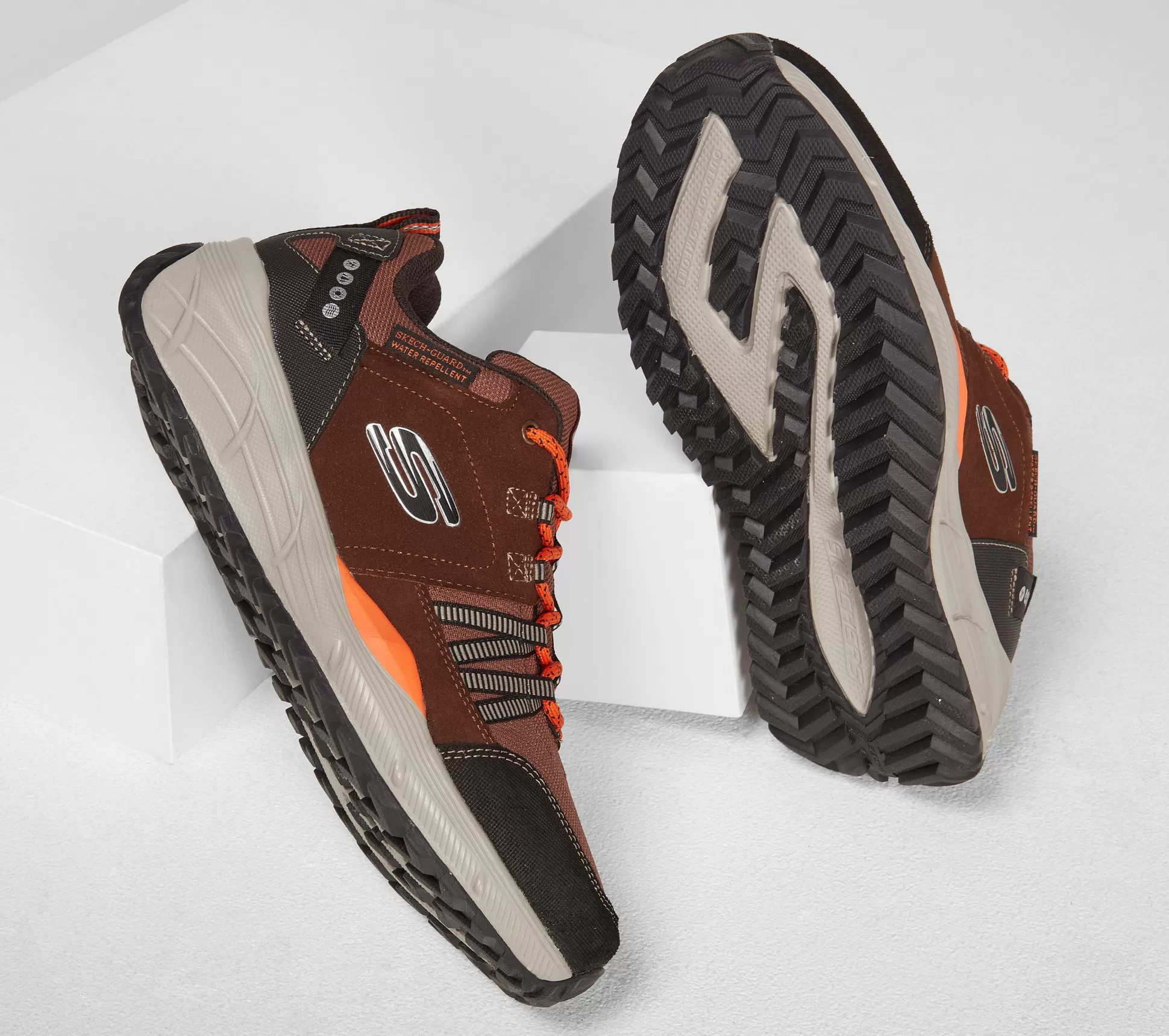 Cheap SKECHERS Relaxed Fit: Equalizer 4.0 Trail