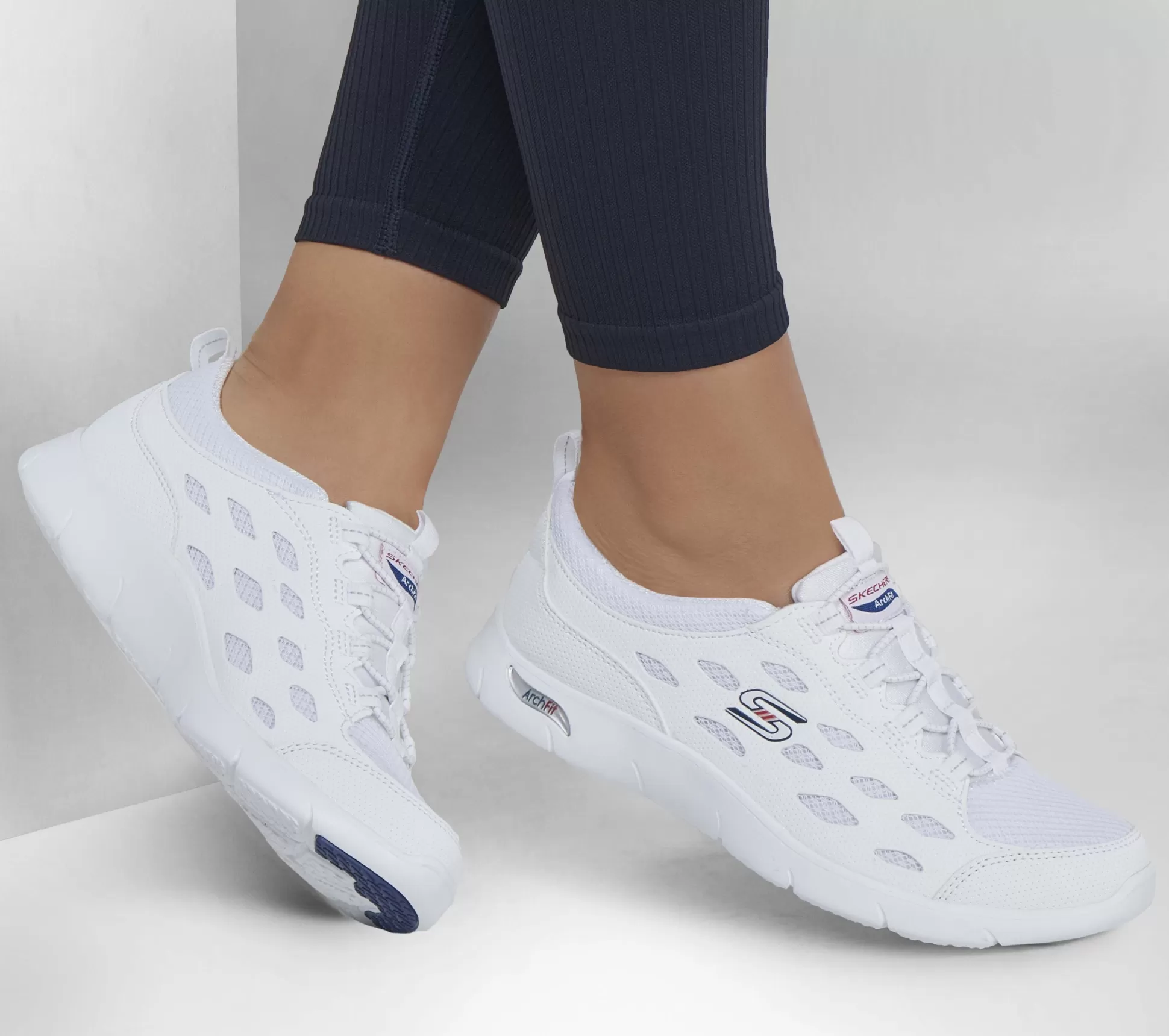 Cheap SKECHERS Arch Fit Refine