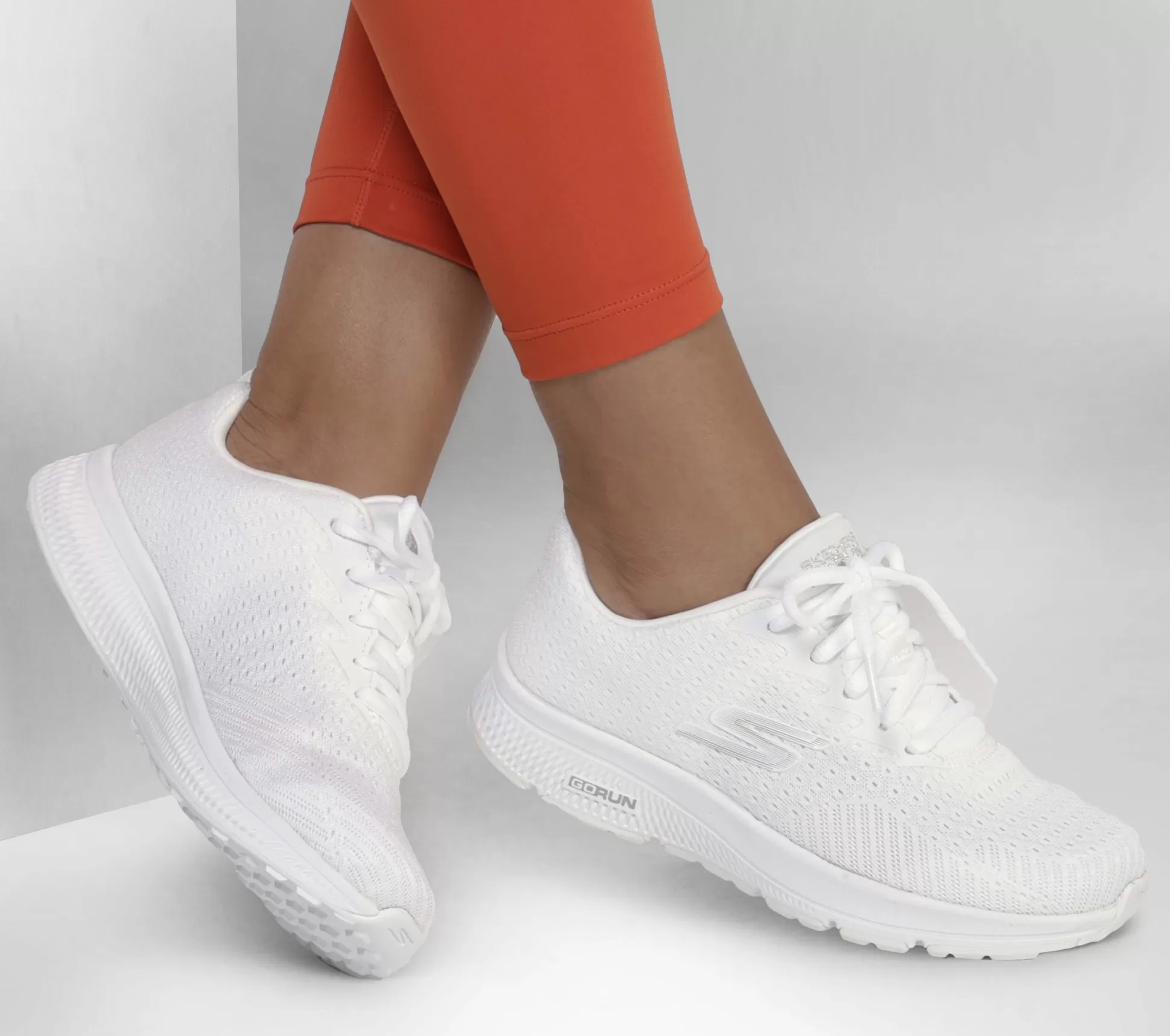 Sale SKECHERS Go Run Consistent - Energize