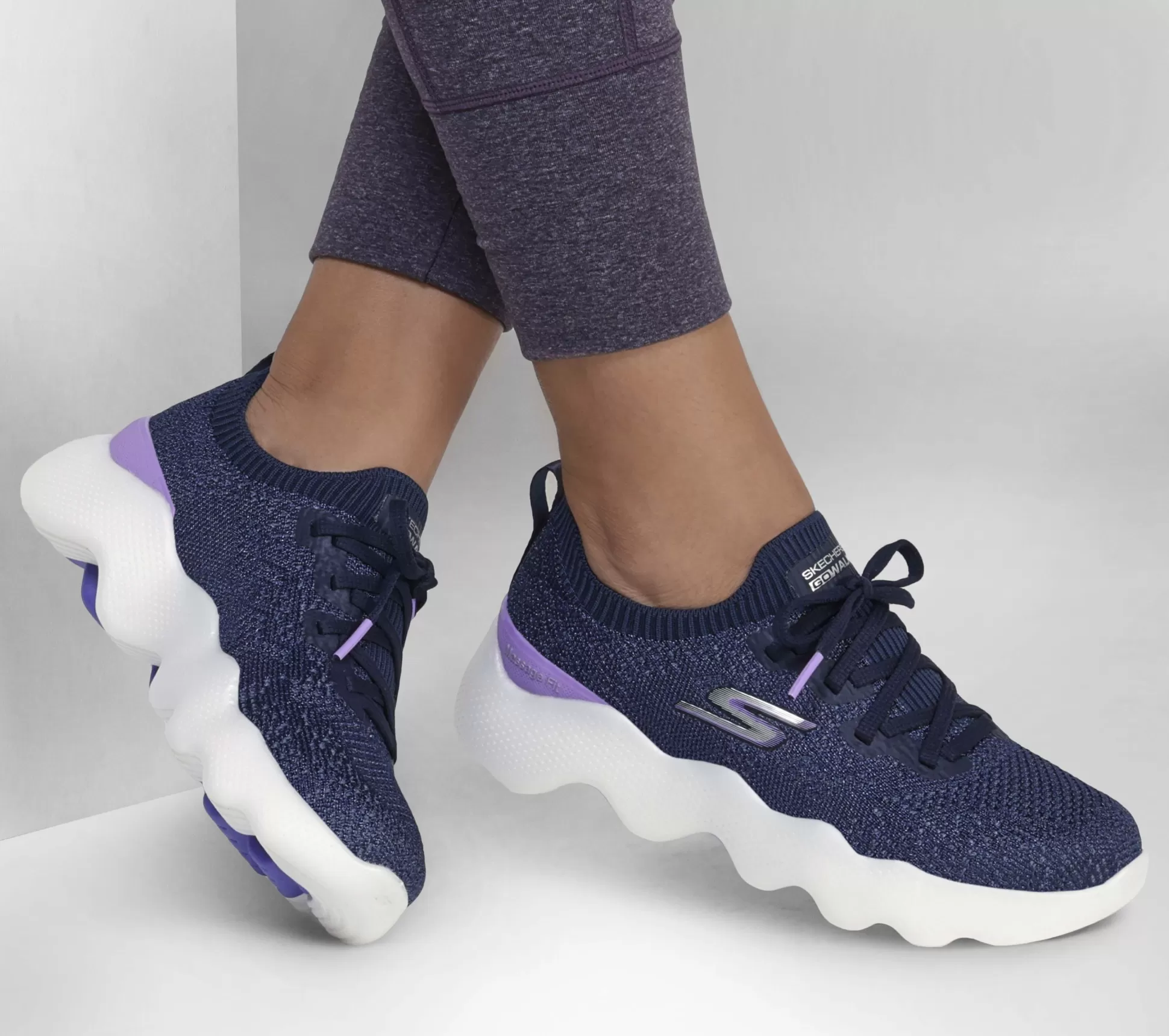 Discount SKECHERS Go Walk Massage Fit - Upsurge