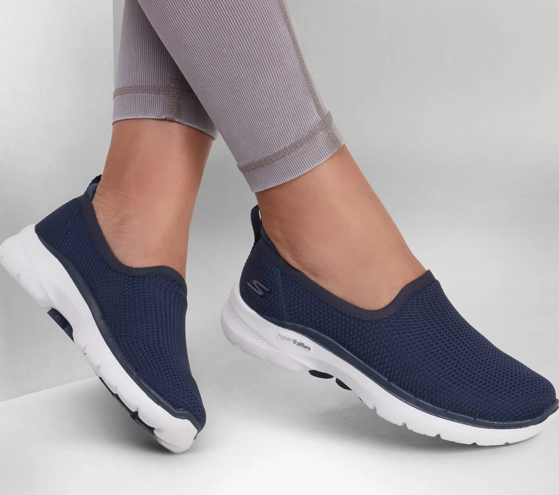 Discount SKECHERS Gowalk 6 - Clear Virtue