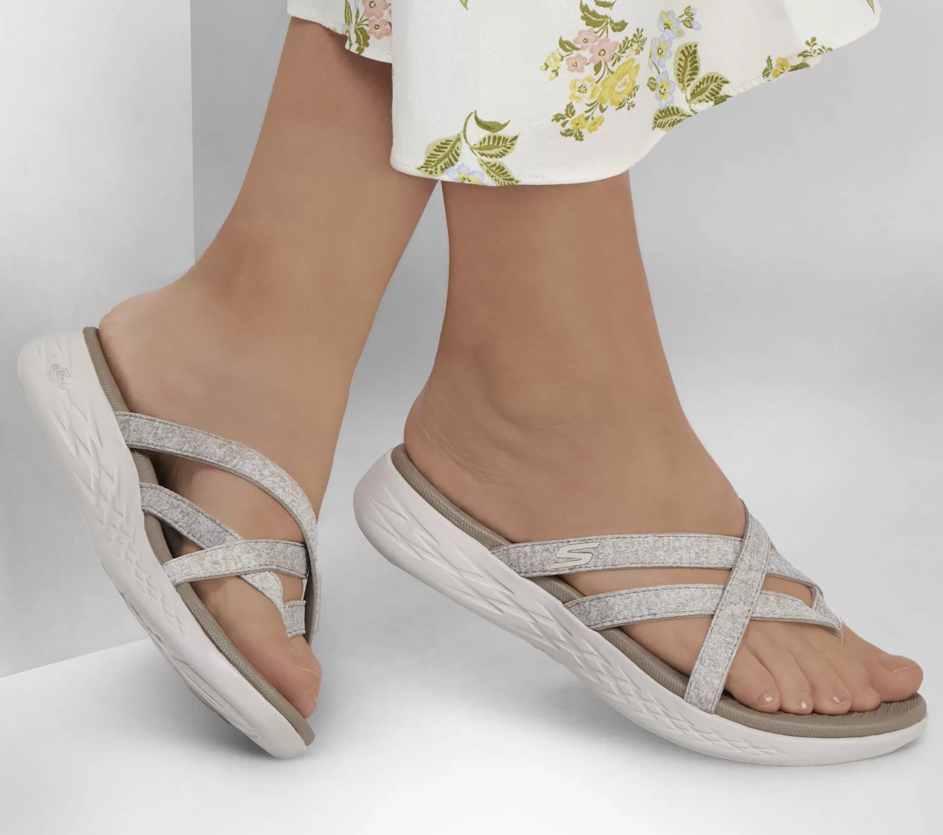 Sale SKECHERS On The Go 600 - Dainty