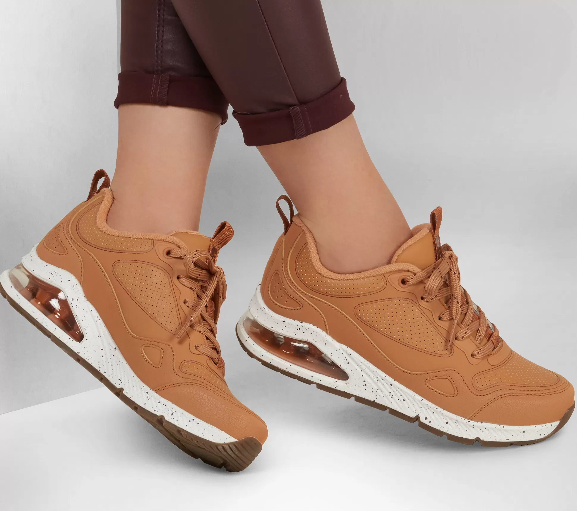 Clearance SKECHERS Uno 2 - Matte Air